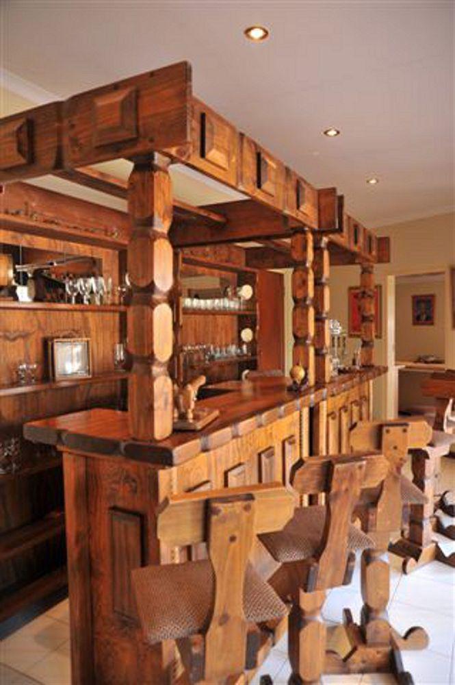 Hoyohoyo Chartwell Hotel 4*
