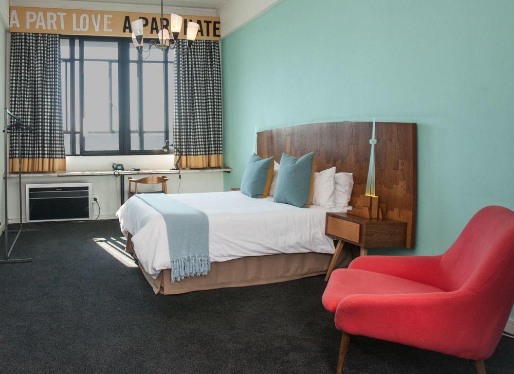 Main Street Life Aparthotel