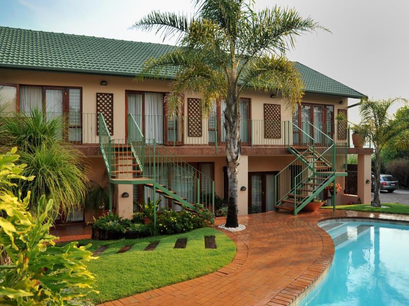 Claires Of Sandton Luxury Guest house