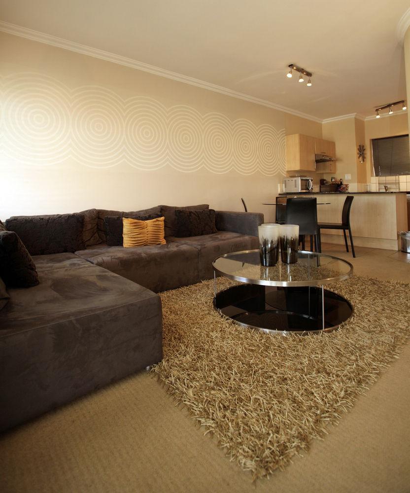 Urban Hip - Splice Hotel Johannesburg