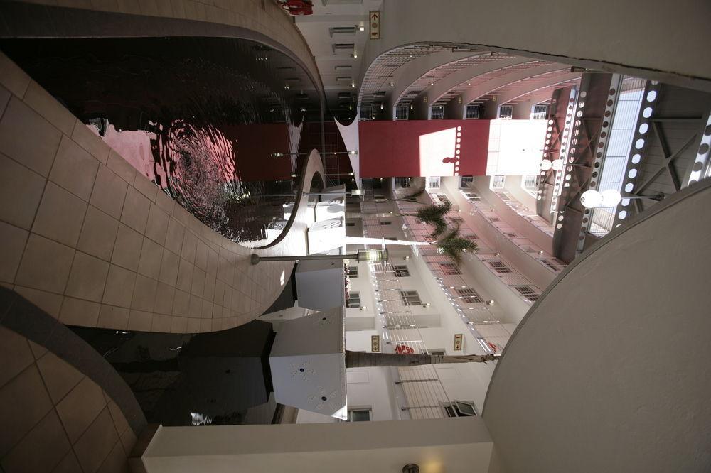 Urban Hip - Splice Hotel Johannesburg