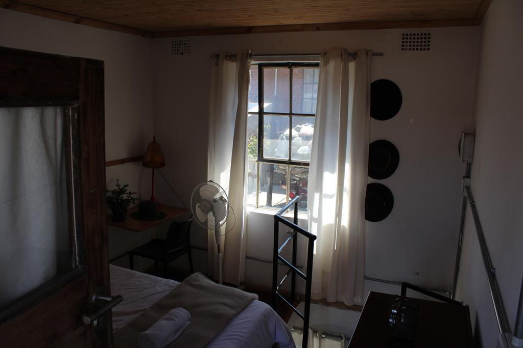 Albergue Curiocity Backpackers *