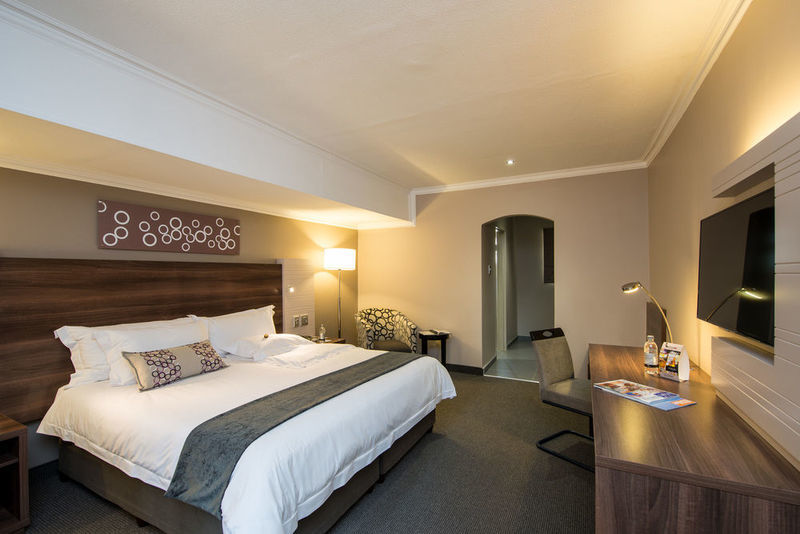 Valustay At Birchwood & Or Tambo Conference