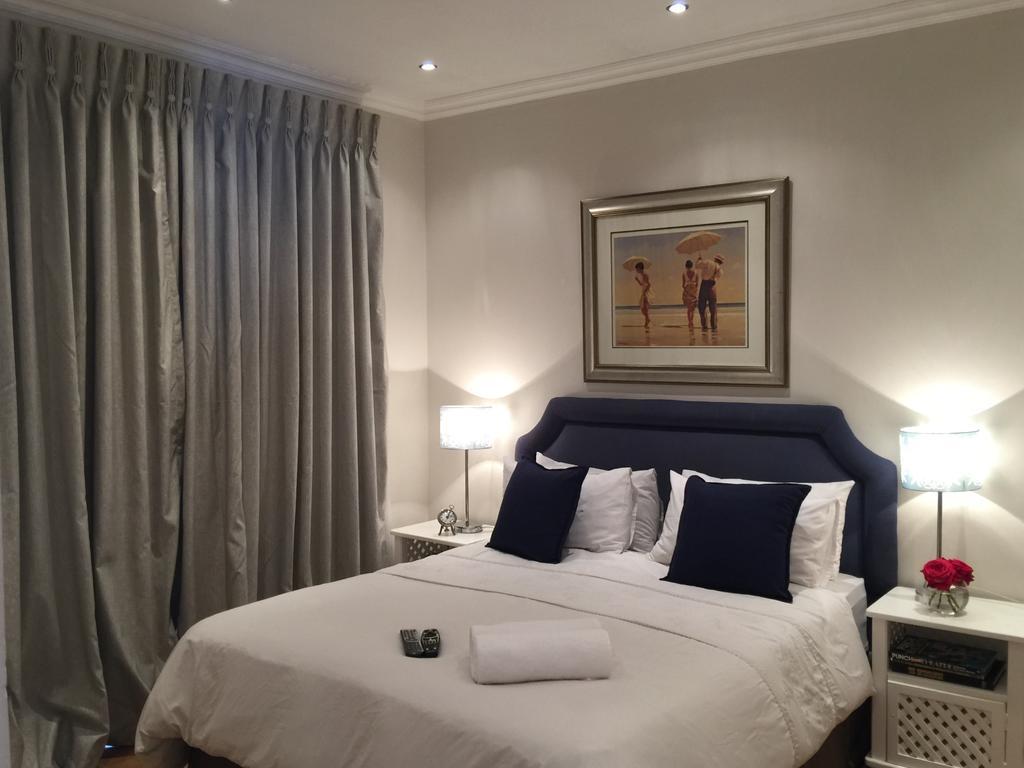 Resident On 3rd Guest house Johannesburg