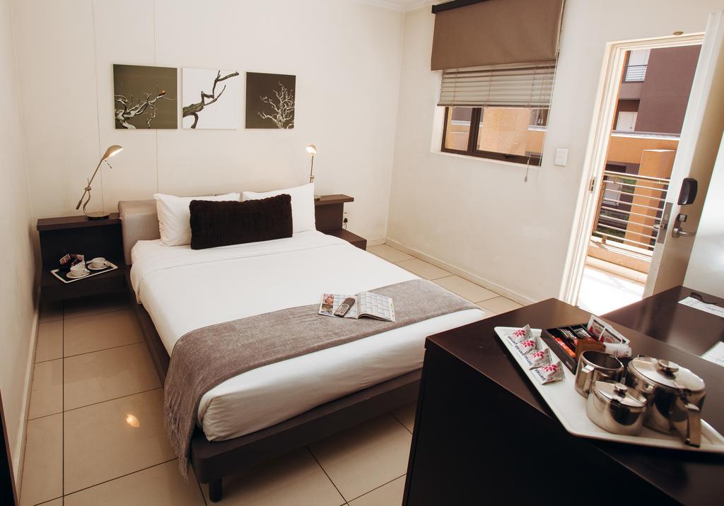 Aparthotel The Nicol And Johannesburg