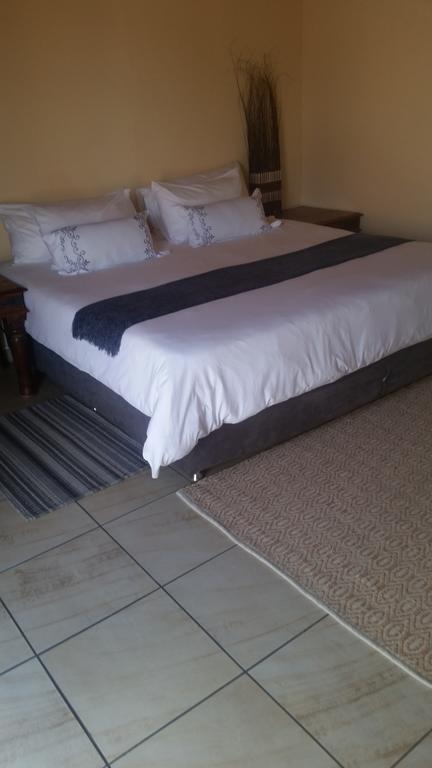 Gasthof African Phoenix Guest