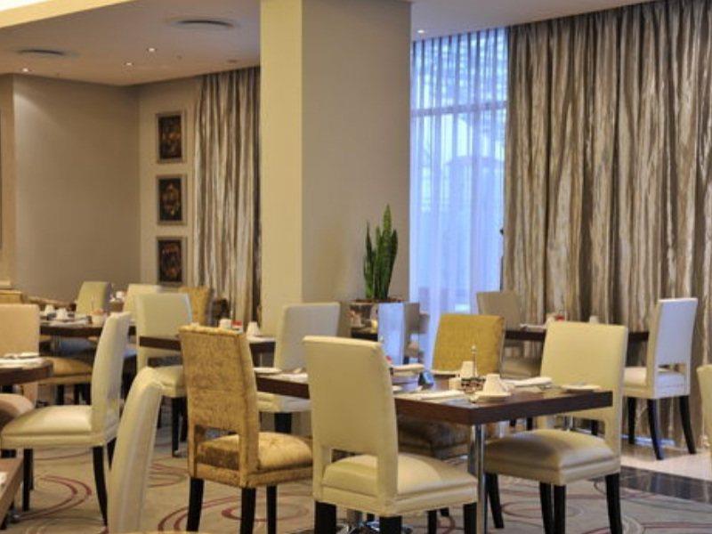 Johannesburg-rosebank By Ihg Hotel 4*