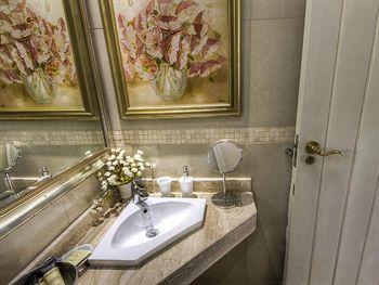 The Oasis Boutique & Residency 4*
