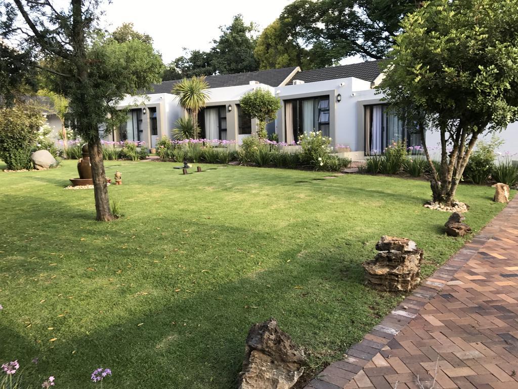 Guest house 6 On Morris Guest Johannesburg