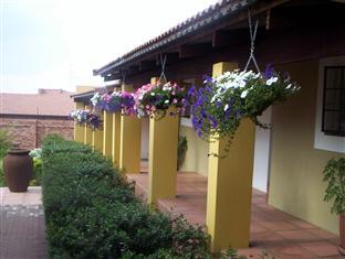 Hotel Blue Crane 4*