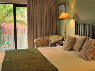 Guest house Claires Of Sandton Luxury 4*