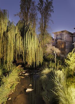 Hotel The Capital Moloko