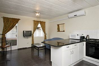 Vetho 1 Or Tambo Airport Apartment