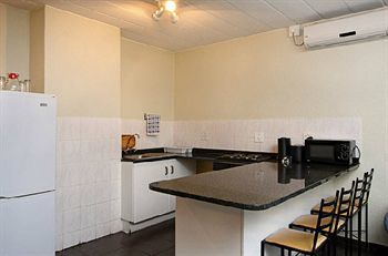 Vetho 1 Or Tambo Airport Apartment