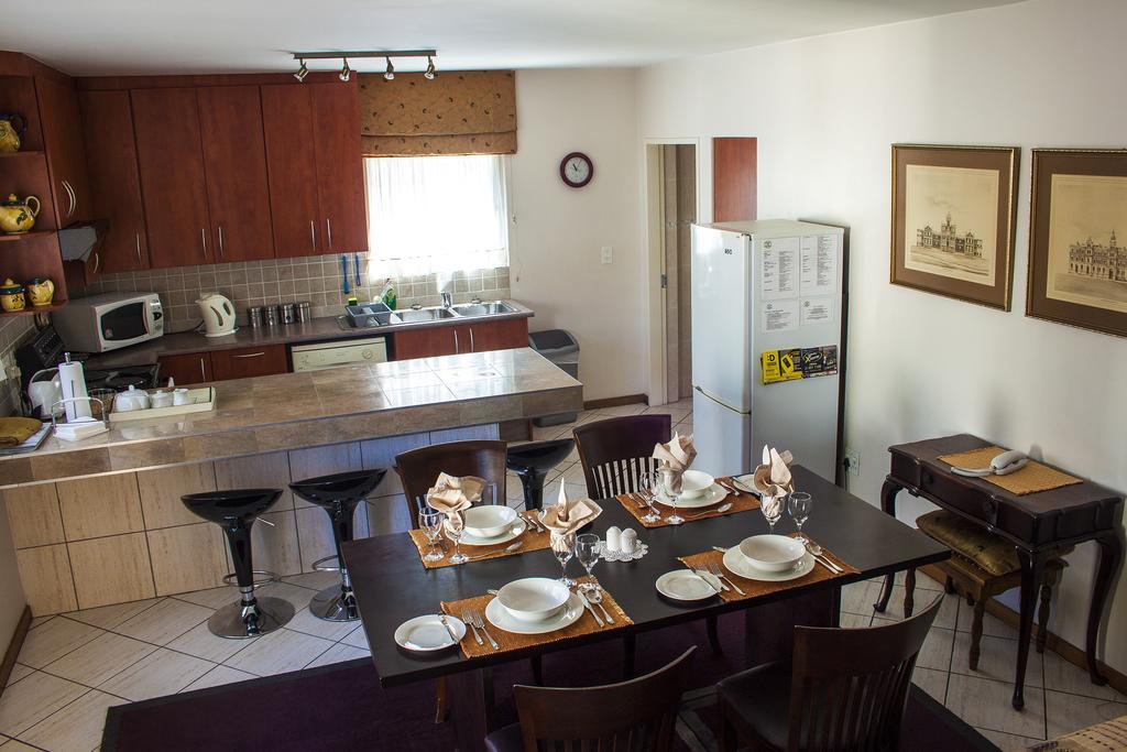 Apartment At 34 Columbine Avenue *