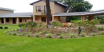 Hotel Hoyohoyo Chartwell 4*