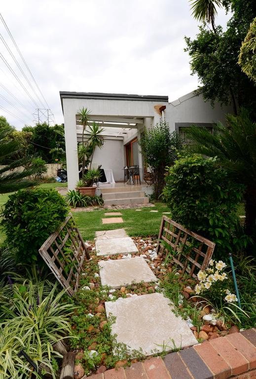 Corgi Guest house
