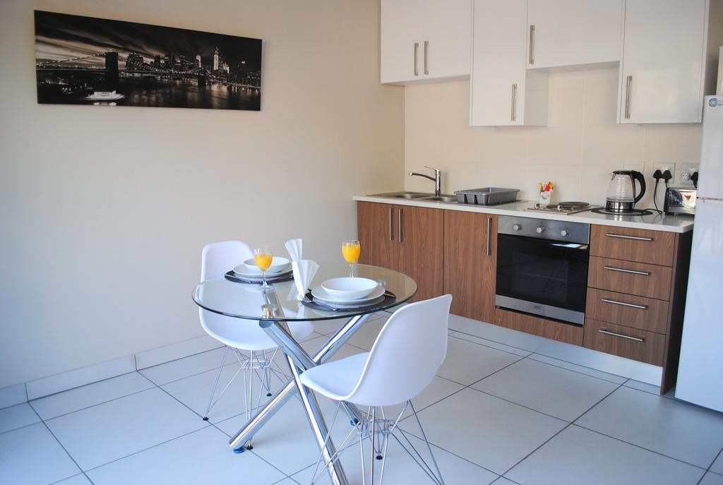 86 Edison Self Catering
