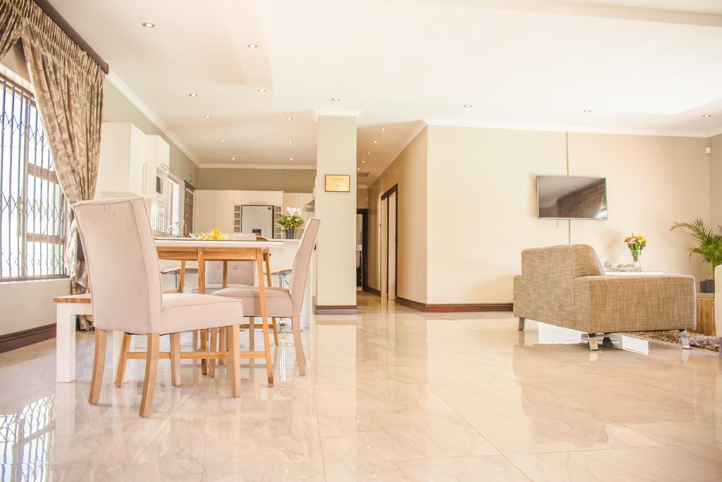 Moshay Villa *
