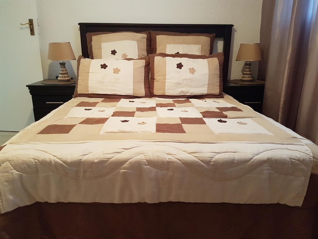 Twin Oaks Apartamento *