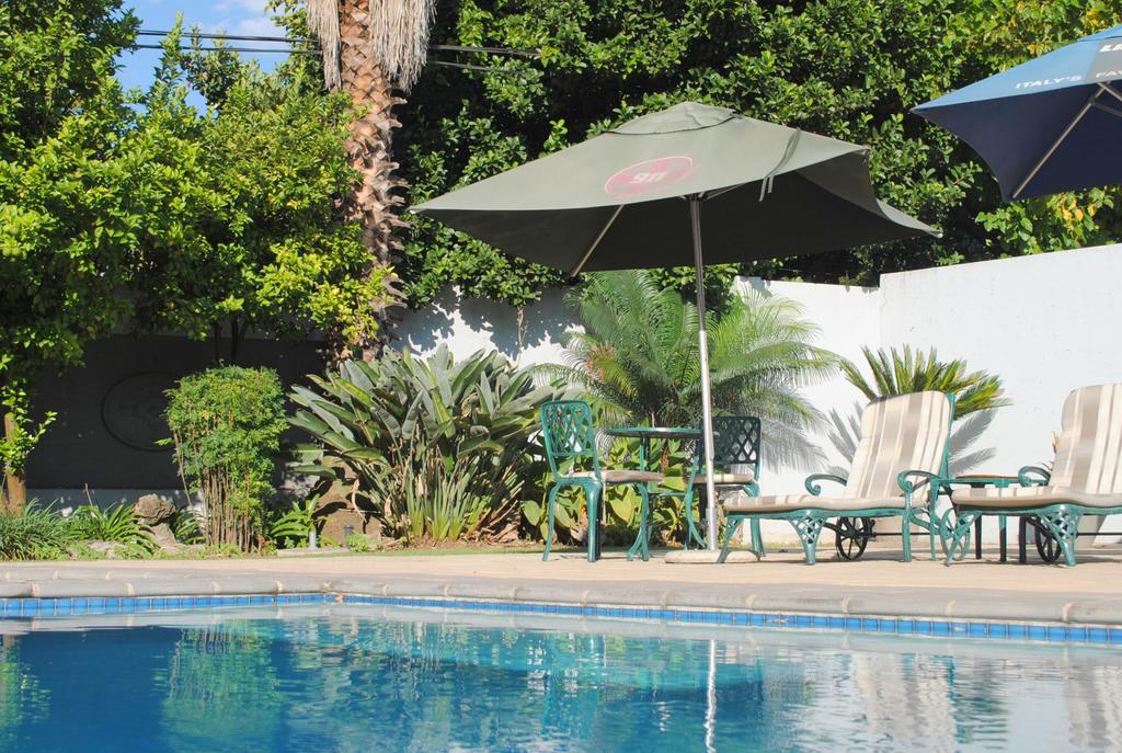 6 On Morris Guest Guest house 4*