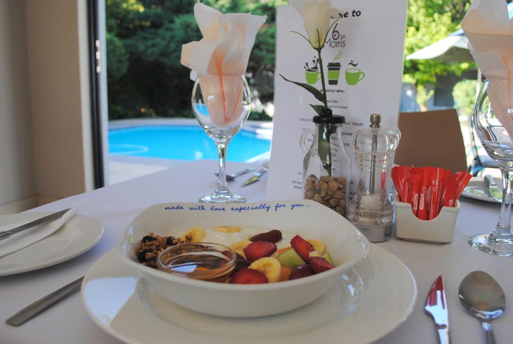 6 On Morris Guest 4* Johannesburg