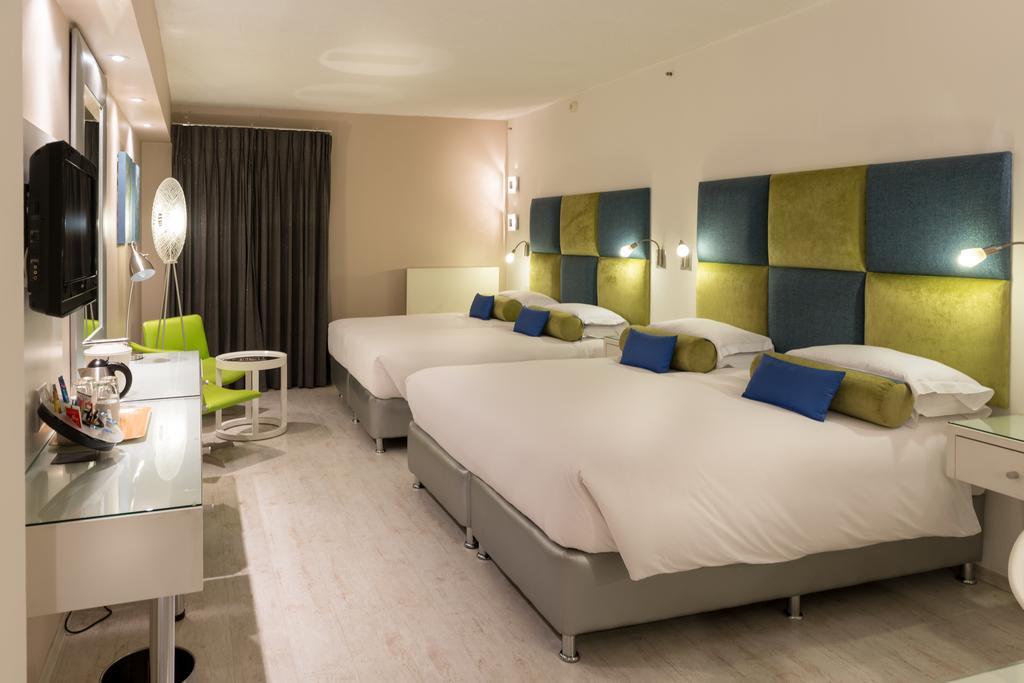 Hotel Peermont Metcourt At Emperors Palace