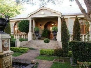Morrells Farm House Hotel 4*