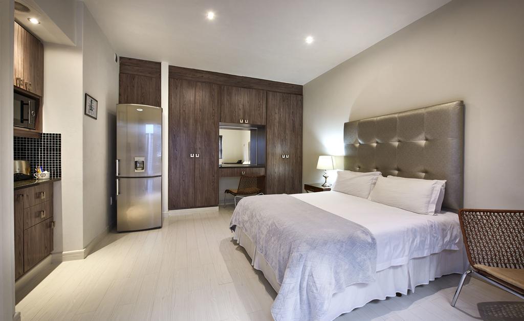 Dynasty Forest Sandown Self Catering