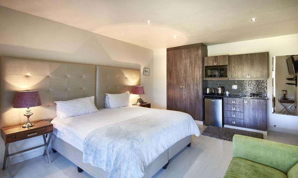 Dynasty Forest Sandown Self Catering Hotel