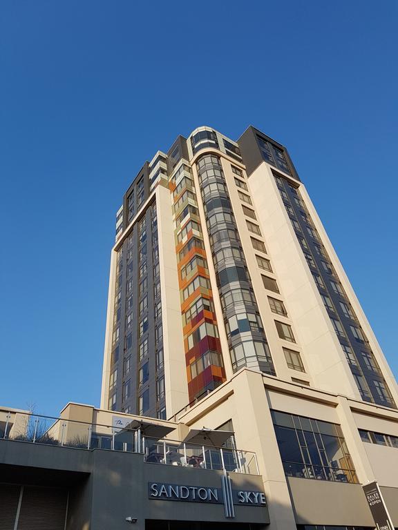 615 Sandton Skye *