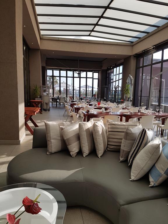 615 Sandton Skye * Johannesburg