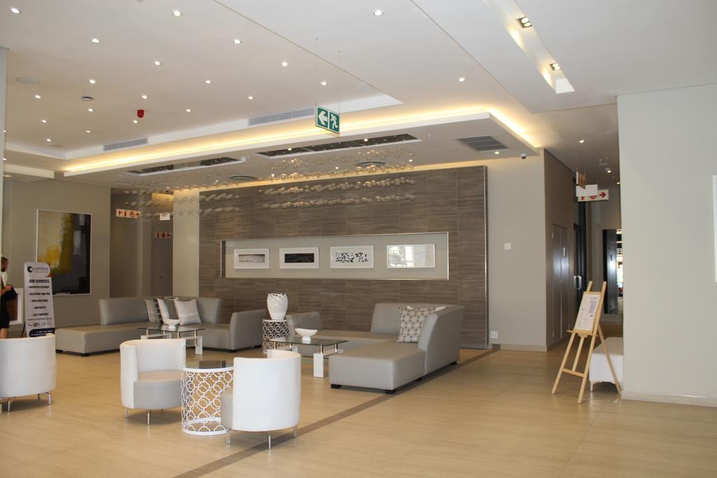 Sandton Skye Luxury Căn hộ