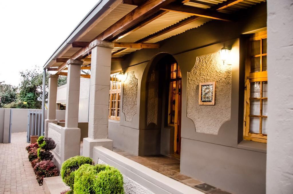 Ui Elemea Guest house Johannesburg