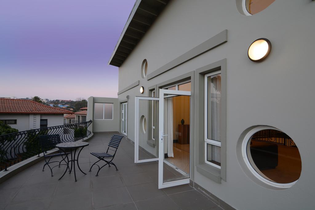 Sandown Guest house 2*