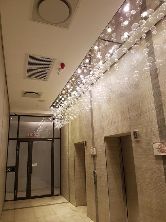 615 Sandton Skye Apartment