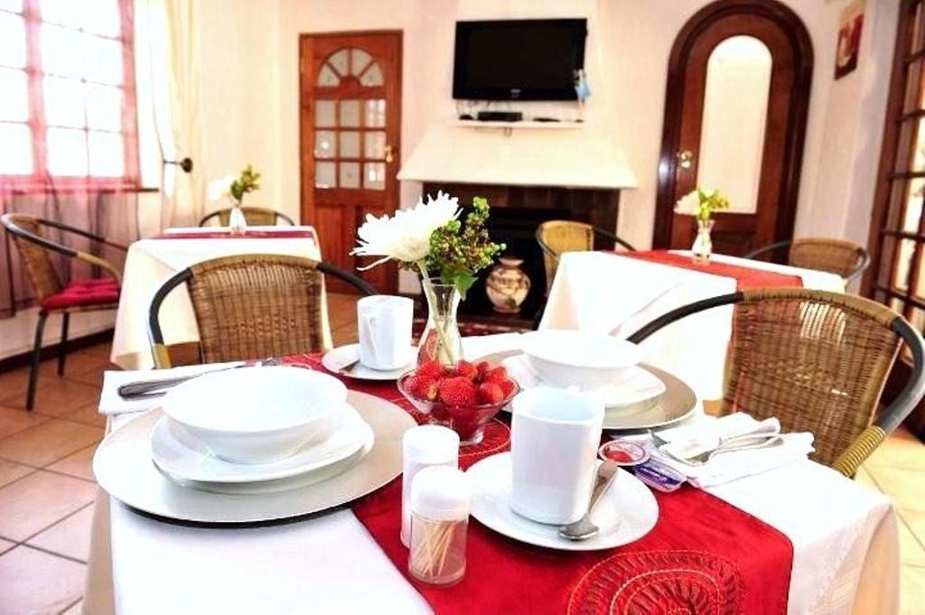 Mizizi House Of Sandton Bed & Breakfast Johannesburg