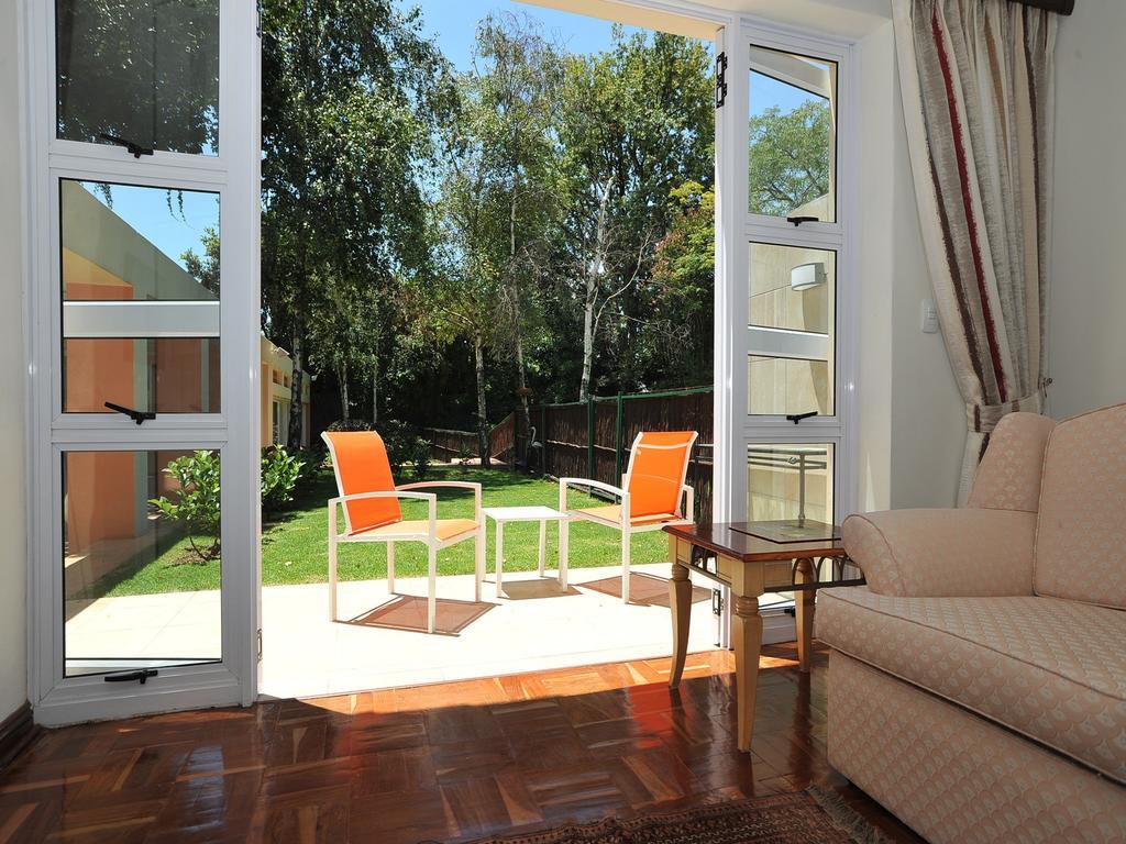 Fifteenon Orange Guest Lodge Johannesburg