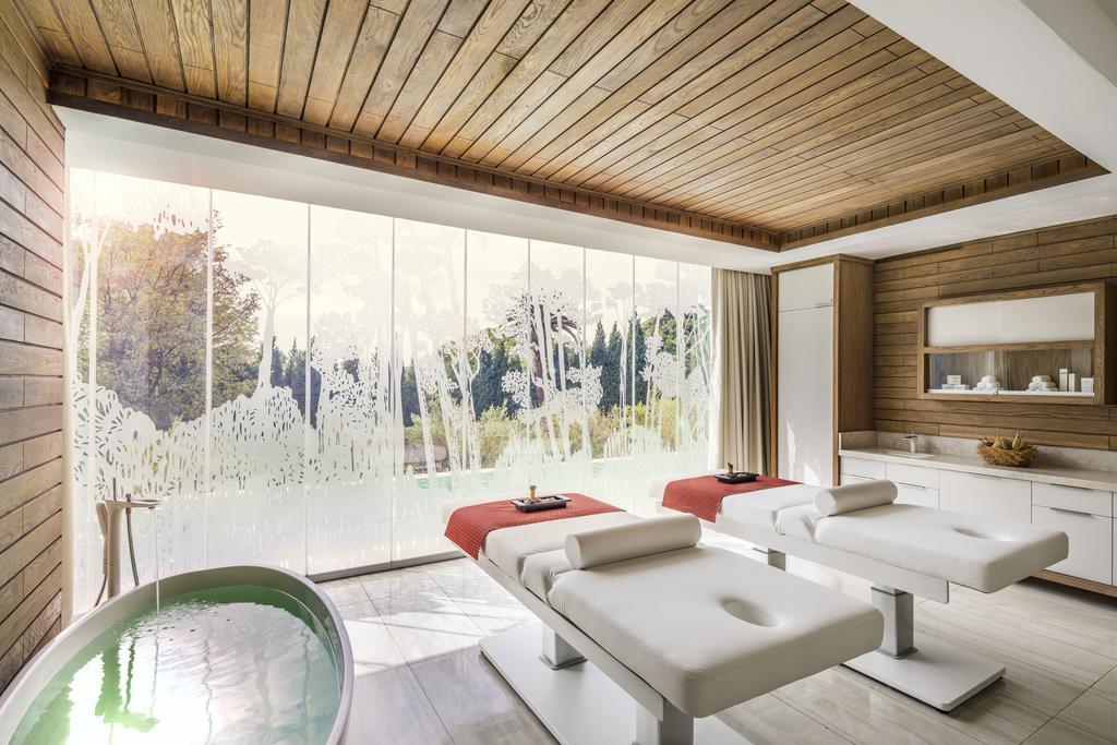 Four Seasons The Westcliff Hotel