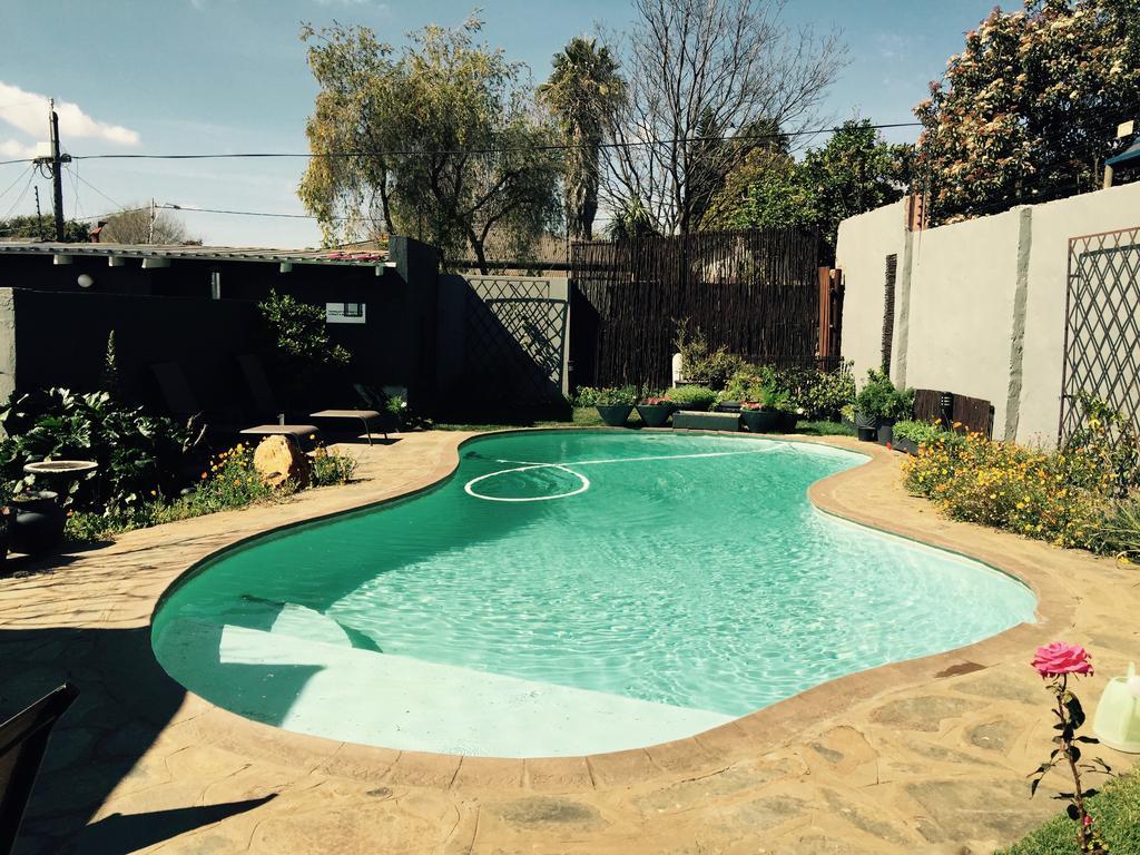 Resident On 3rd Guest house Johannesburg