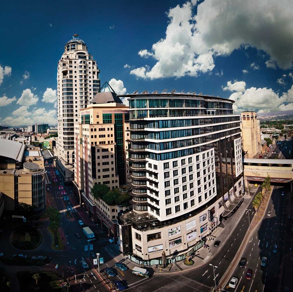 Davinci On Nelson Mandela Square Hotel