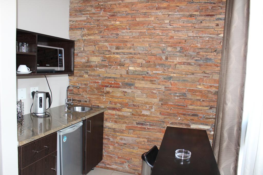 Khách sạn Alcazaba 4*