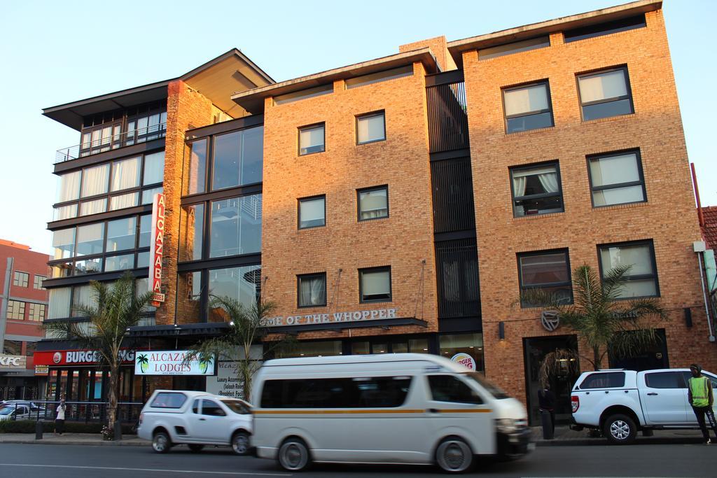 Khách sạn Alcazaba 4*