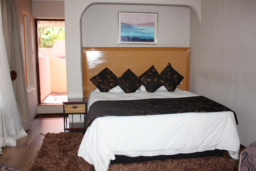 Eagles Nest Guest house 3*