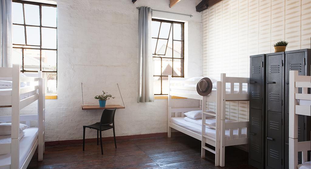 Curiocity Backpackers Albergue