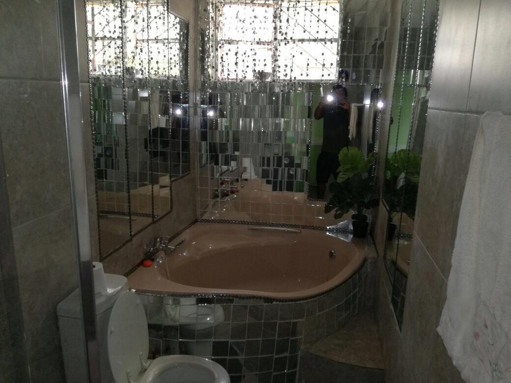 Siyabonga 3* Johannesburg