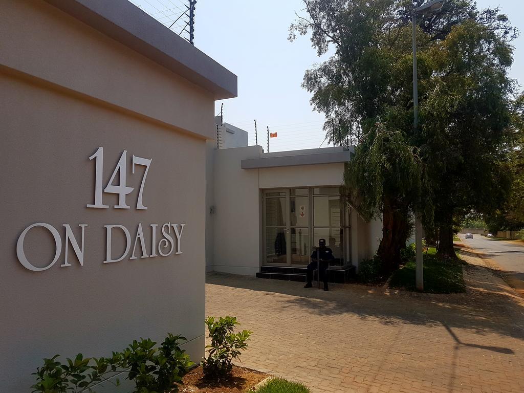 Daisy Place Apartment
