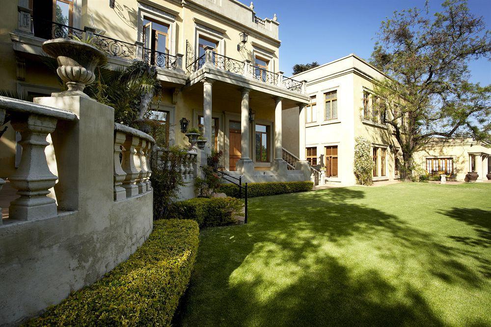 Fairlawns Boutique & Hotel