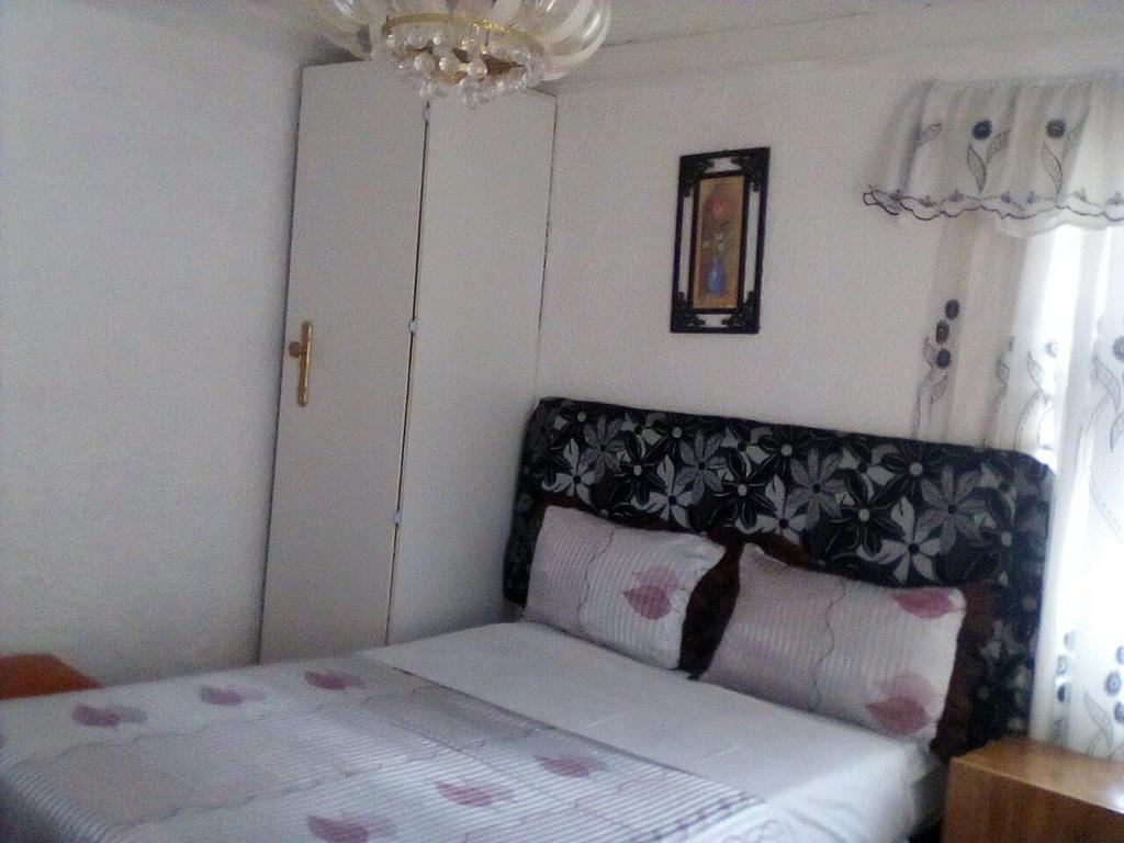 Guest house Macauly