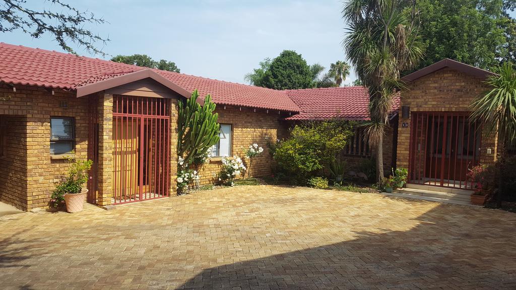 13a Masitonto Avenue Apartamento *